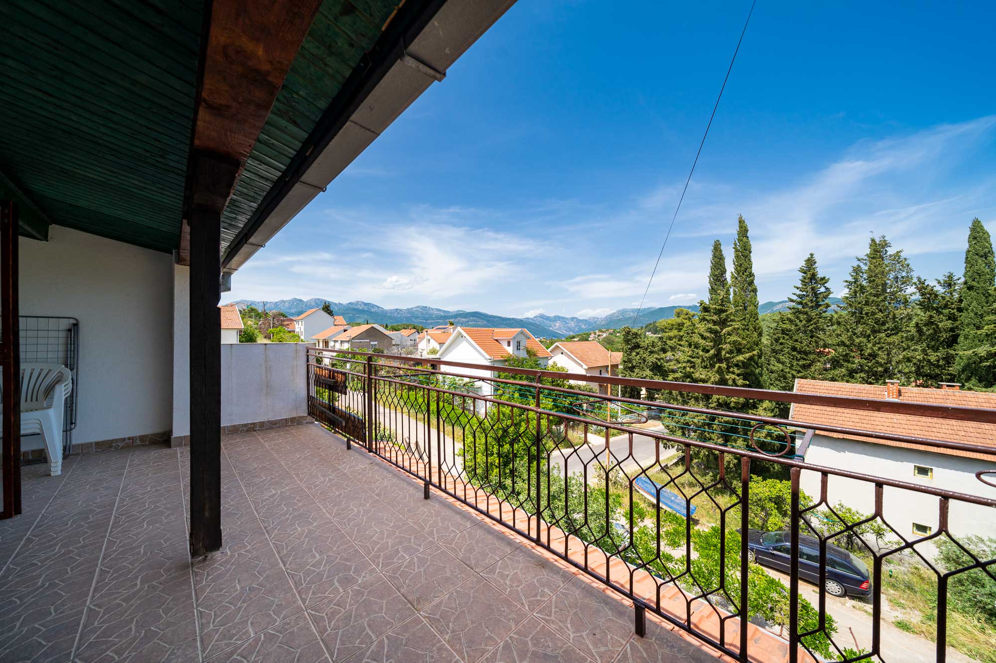 Image of House - 5 Bedrooms - 4 Bathrooms for Sale in Tivat-Lustica-Montenegro, Image 4